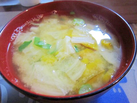 和朝食！白菜とかぼちゃとねぎのお味噌汁